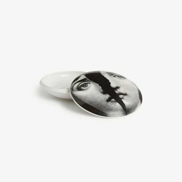fornasetti-tema-e-variazioni-n-10-dose-porzellan-lina image 1