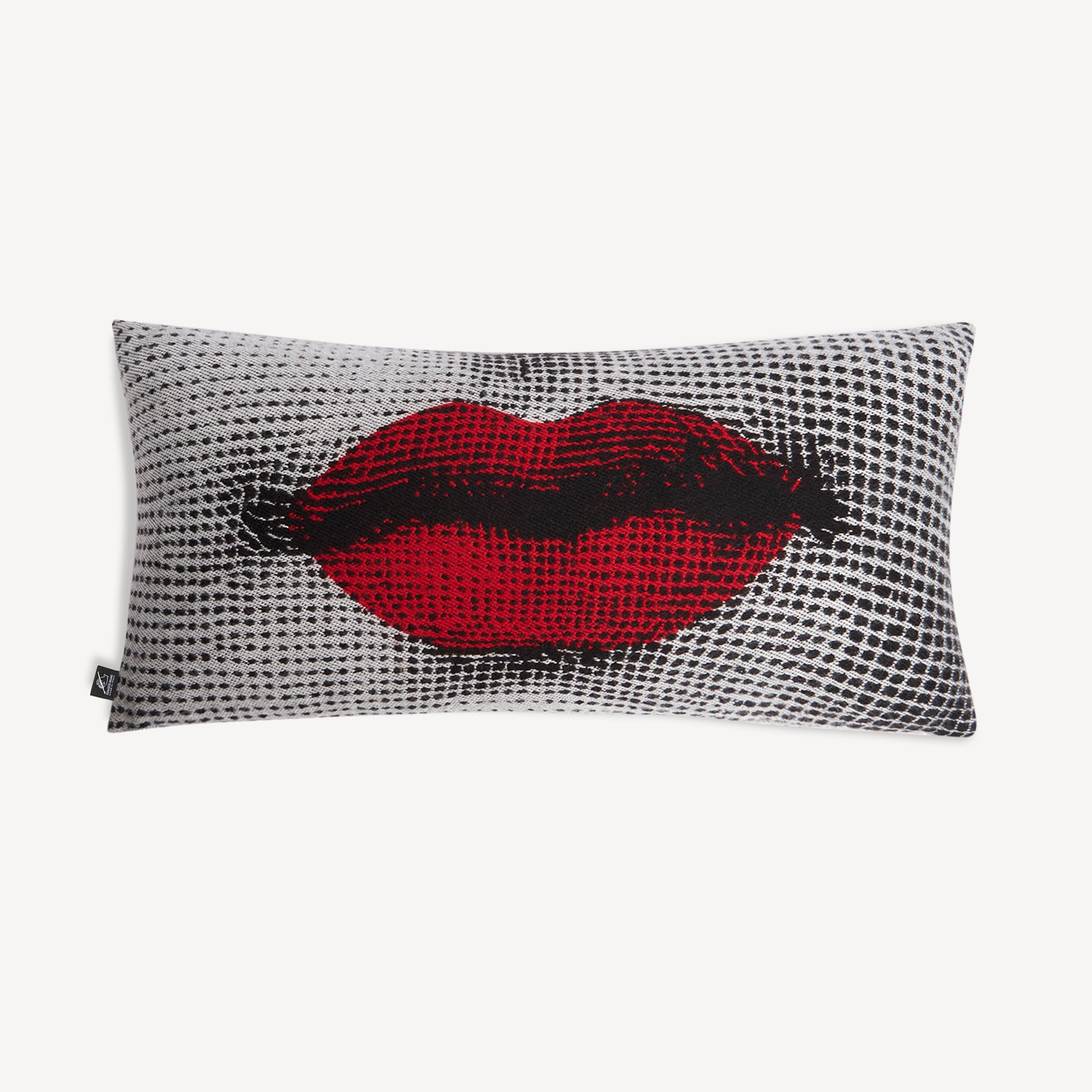 fornasetti-kiss-kissen-wolle-rot-rechteckig-lippen-jacquard image 2