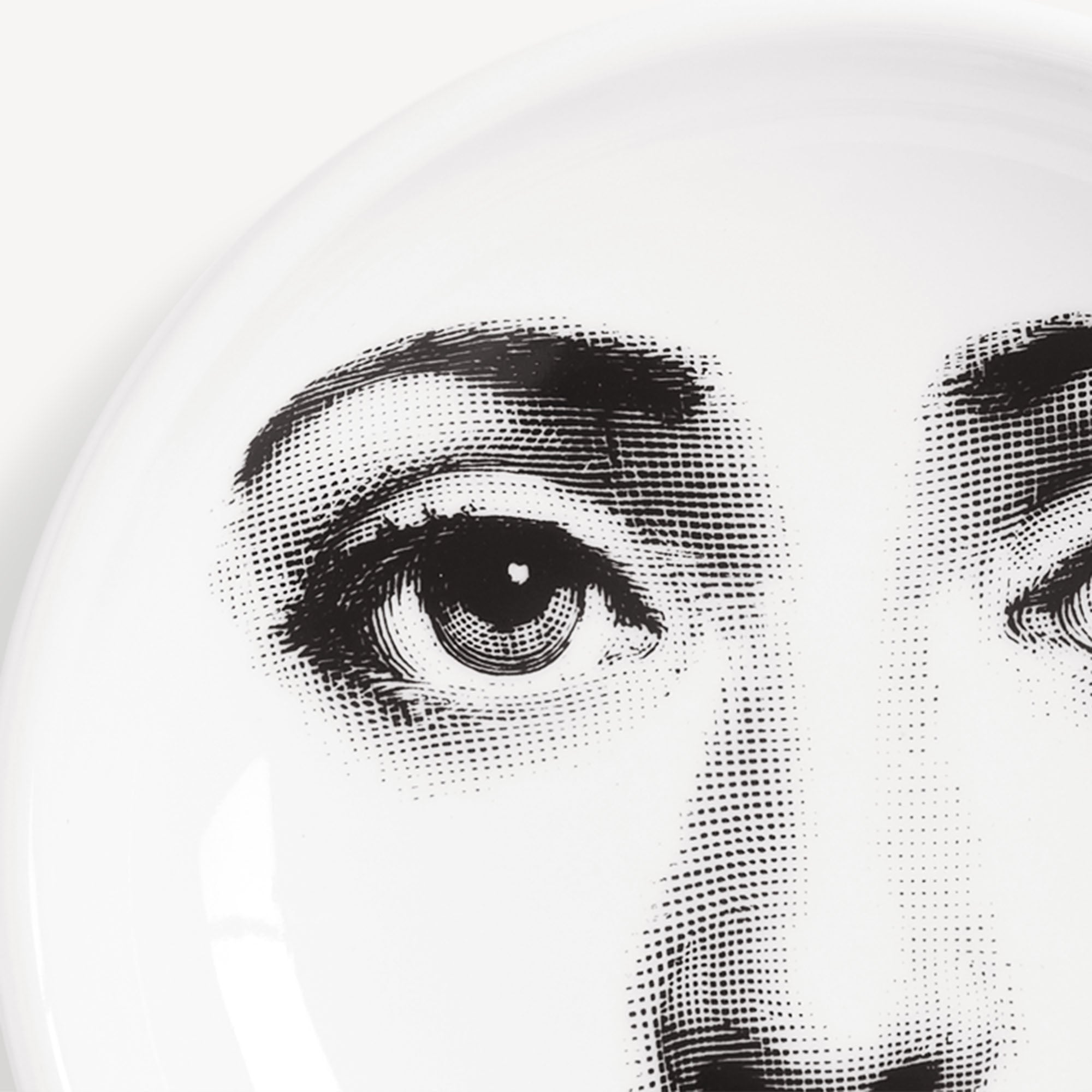atelier-fornasetti-tema-e-variazioni-n-6-aschenbecher-porzellan image 4