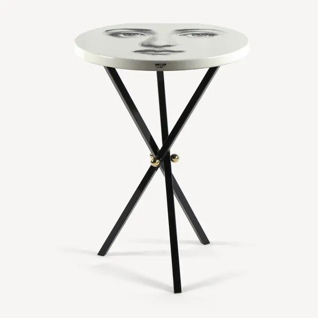 fornasetti-tema-e-variazioni-n-6-couchtisch-holz-gesicht-2 image 1