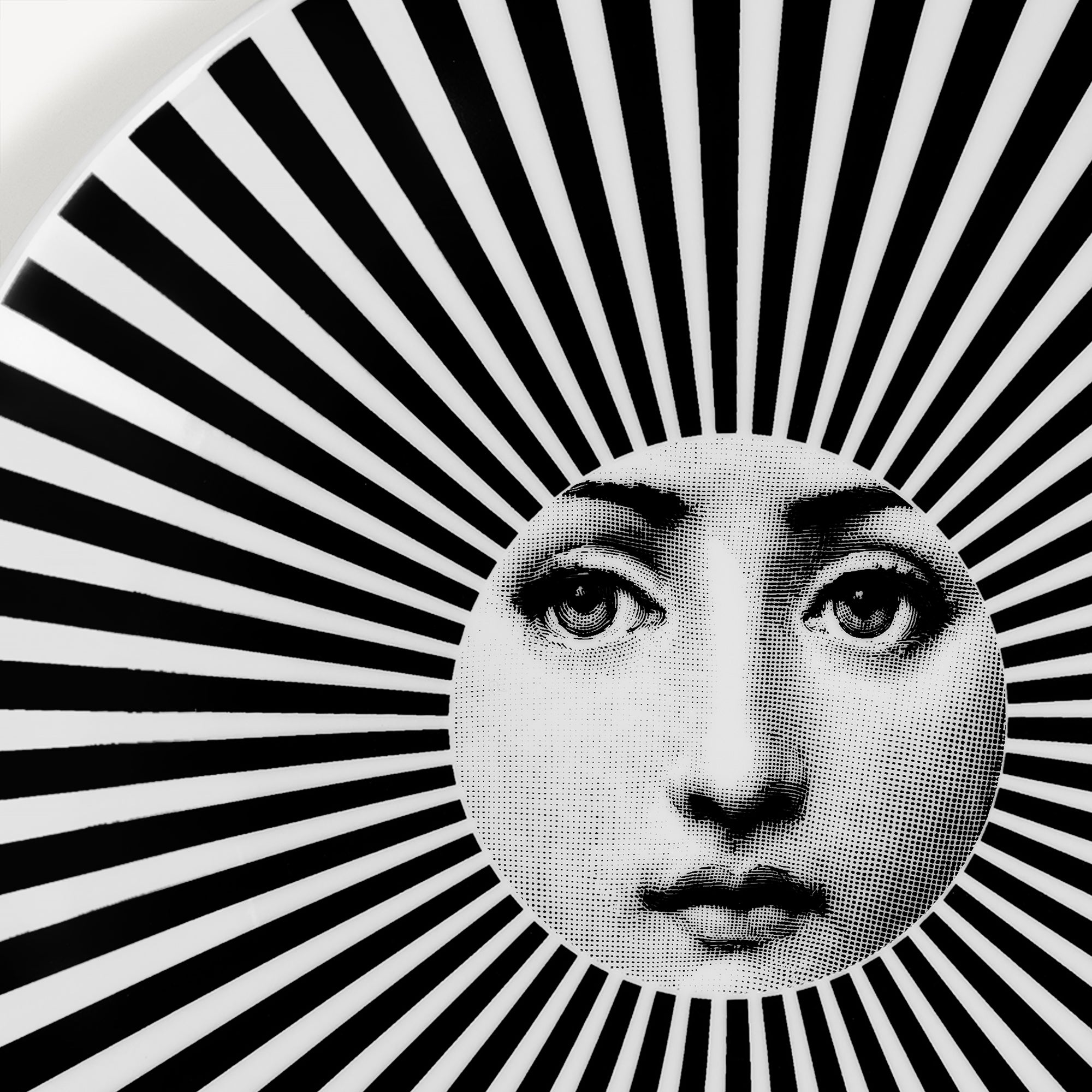 fornasetti-tema-e-variazioni-n-247-wandteller-porzellan-2 image 4
