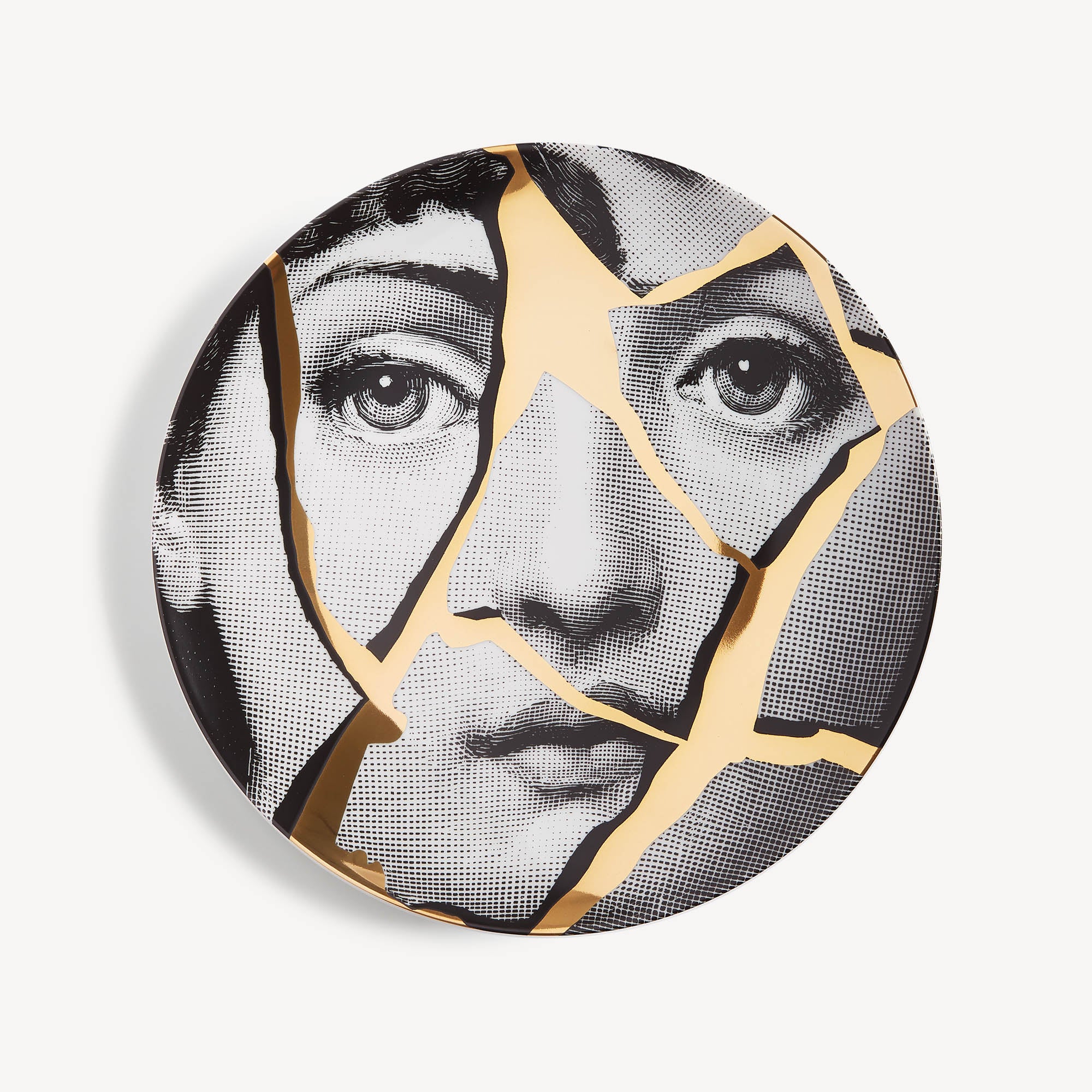 fornasetti-tema-e-variazioni-n-2-wandteller-gold image 1
