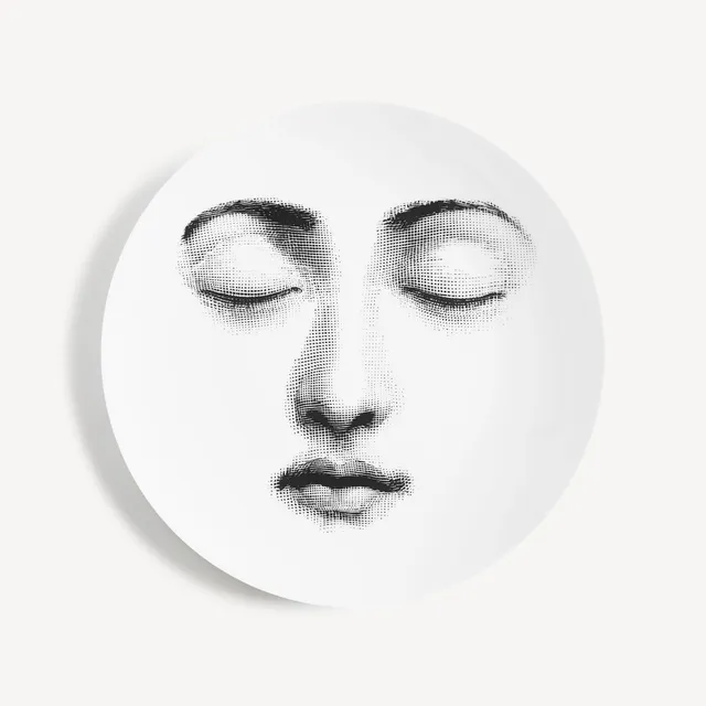 fornasetti-tema-e-variazioni-wandteller-n-213-porzellan-gesicht image 1