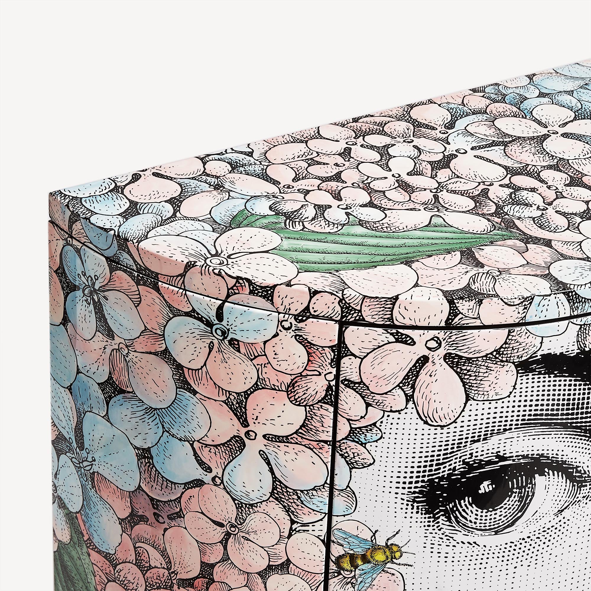 fornasetti-ortensia-konsole-holz-lackiert-gesicht image 6