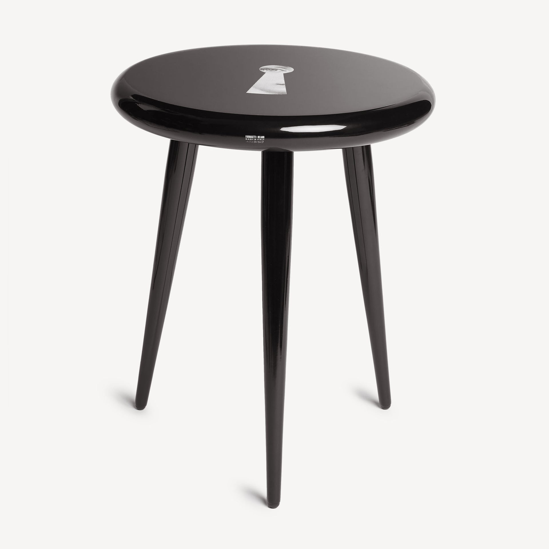atelier-fornasetti-serratura-hocker-holz-gesicht image 1