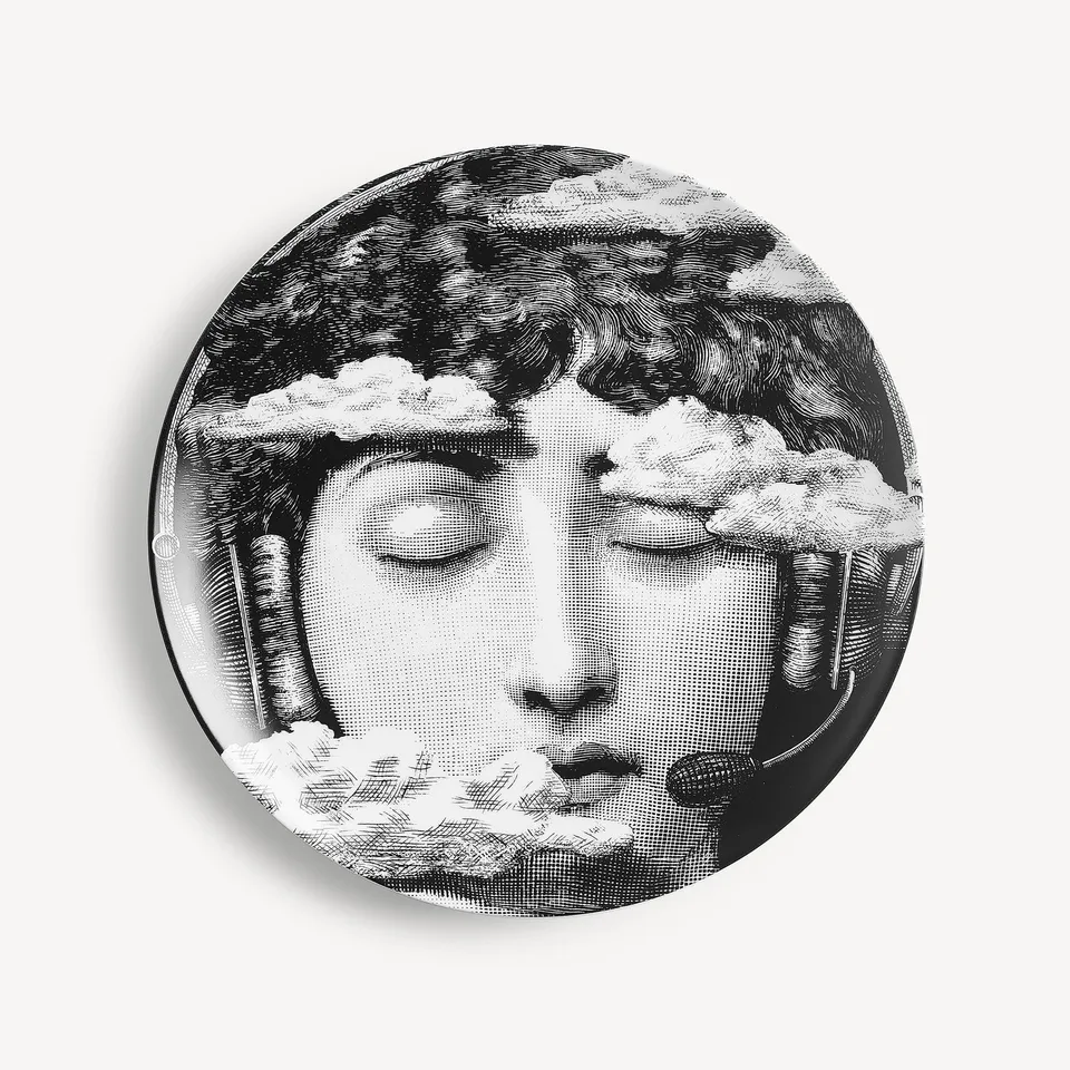 fornasetti-tema-e-variazioni-wandteller-n-402-porzellan-lina-cavalieri image 1