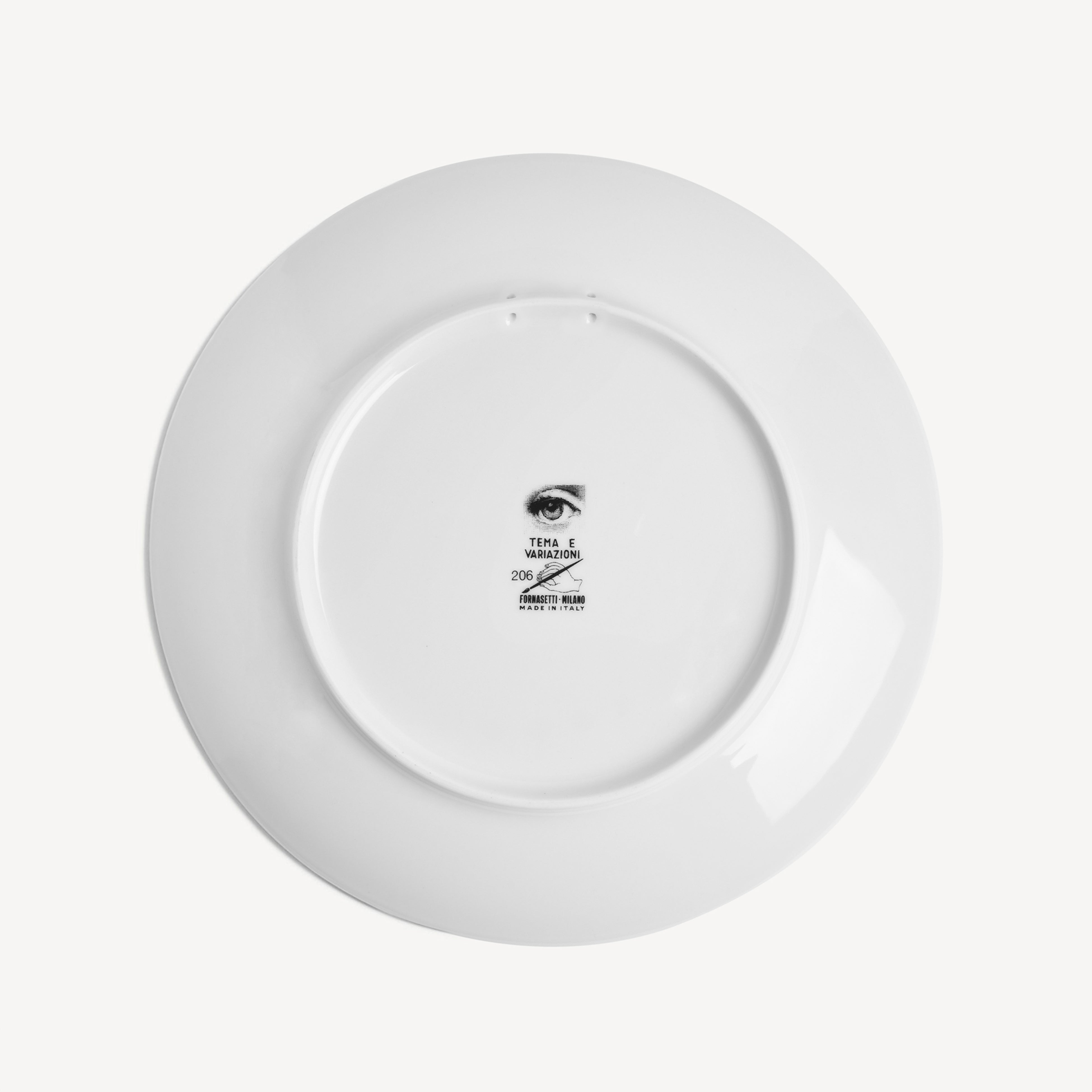 fornasetti-tema-e-variazioni-n-206-wandteller-lina-cavalieri image 3