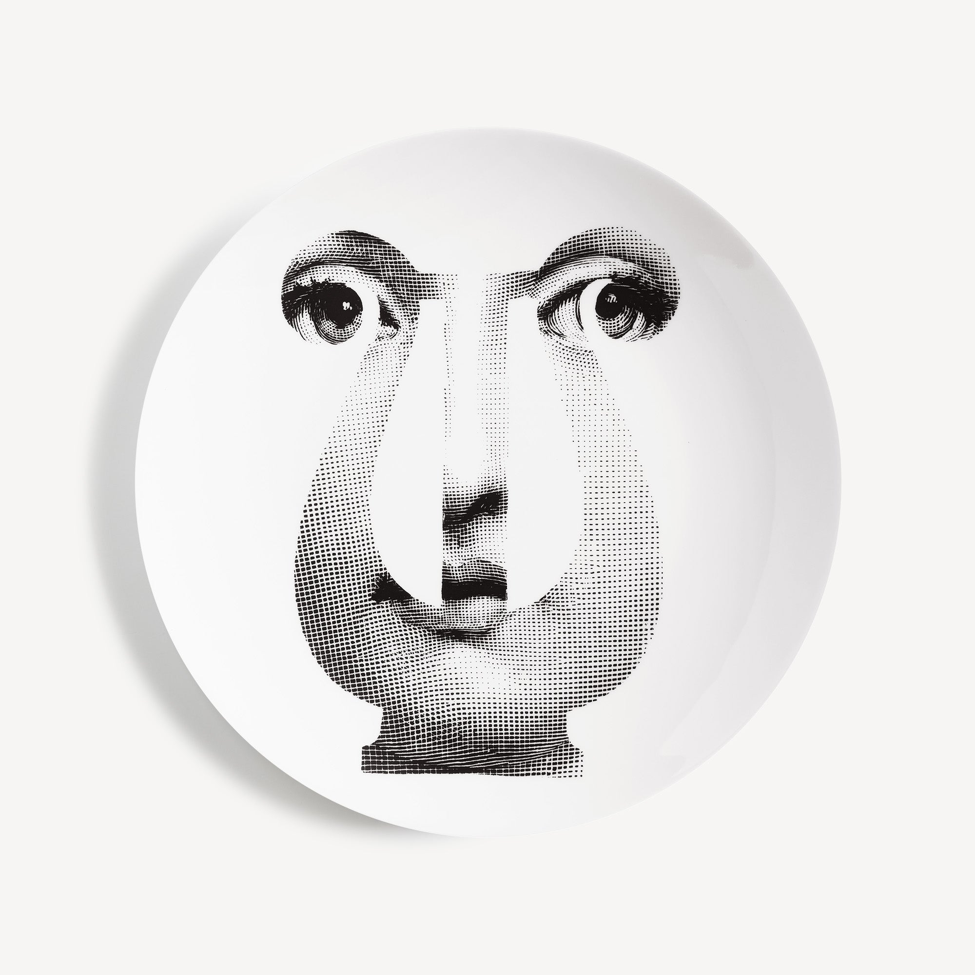 fornasetti-tema-e-variazioni-n-56-wandteller-porzellan-lina-cavalieri image 1