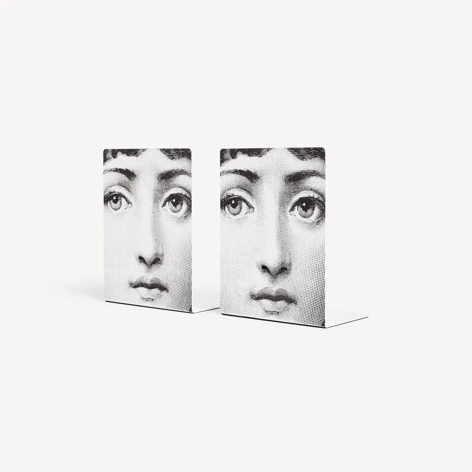 fornasetti-viso-buchst-tzen-metall-paar-lina-cavalieri image 1