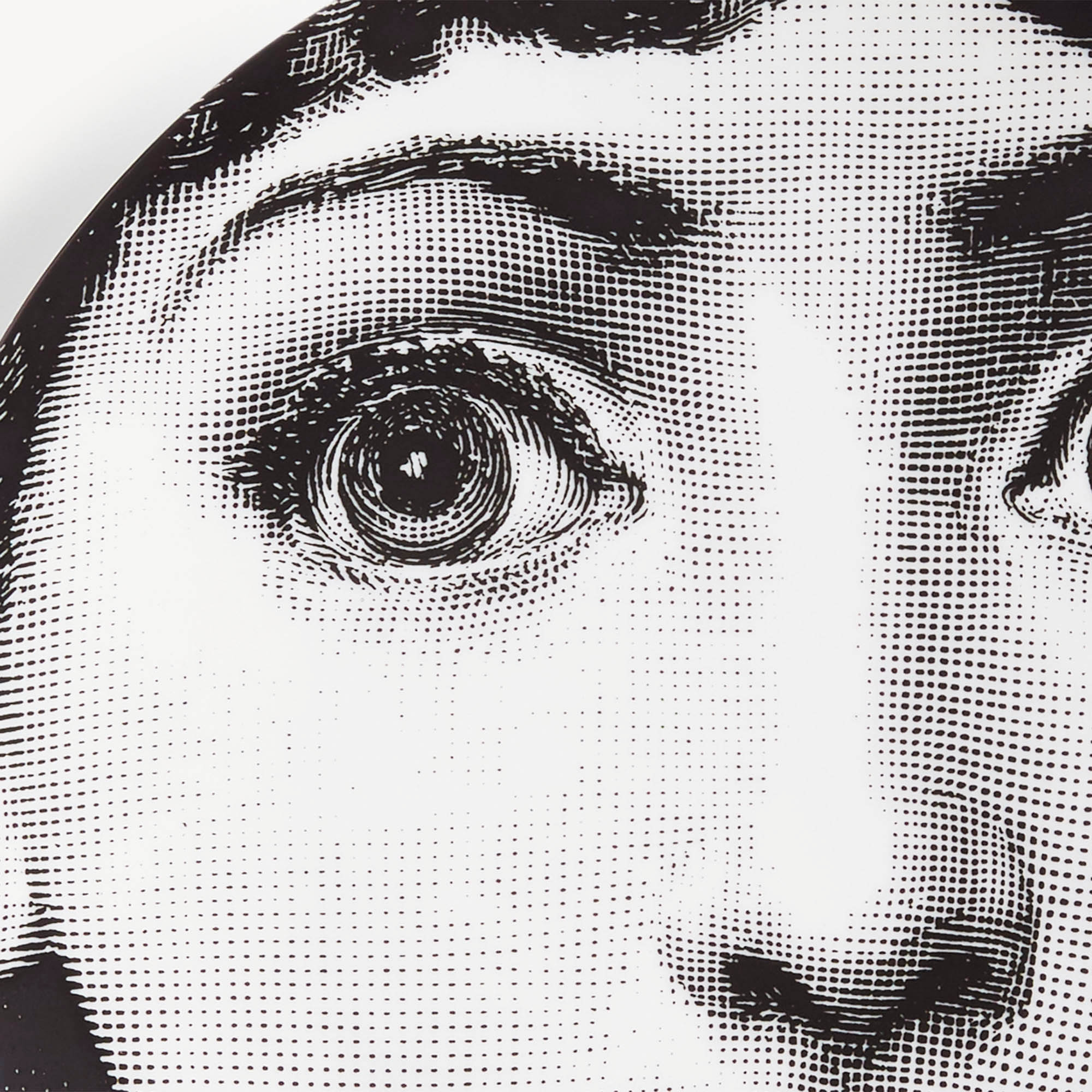fornasetti-tema-e-variazioni-wandteller-n-237-gesicht image 4