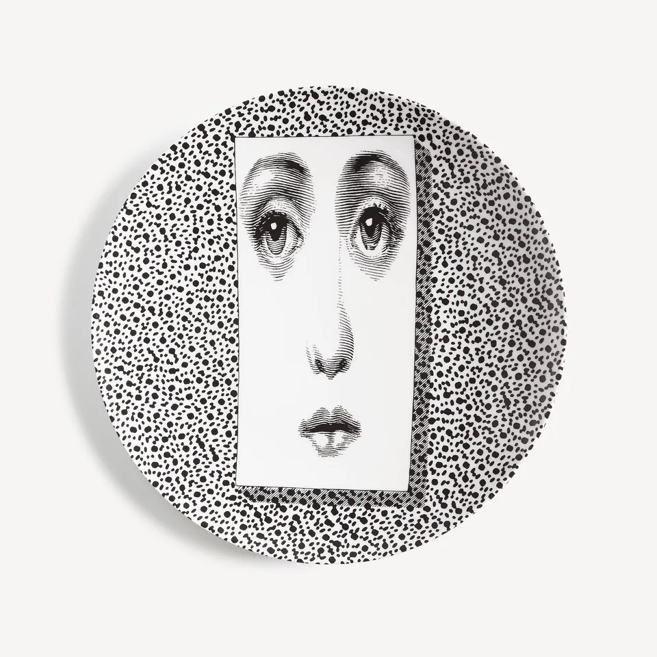 atelier-fornasetti-tema-e-variazioni-wandteller-n-310-porzellan image 1