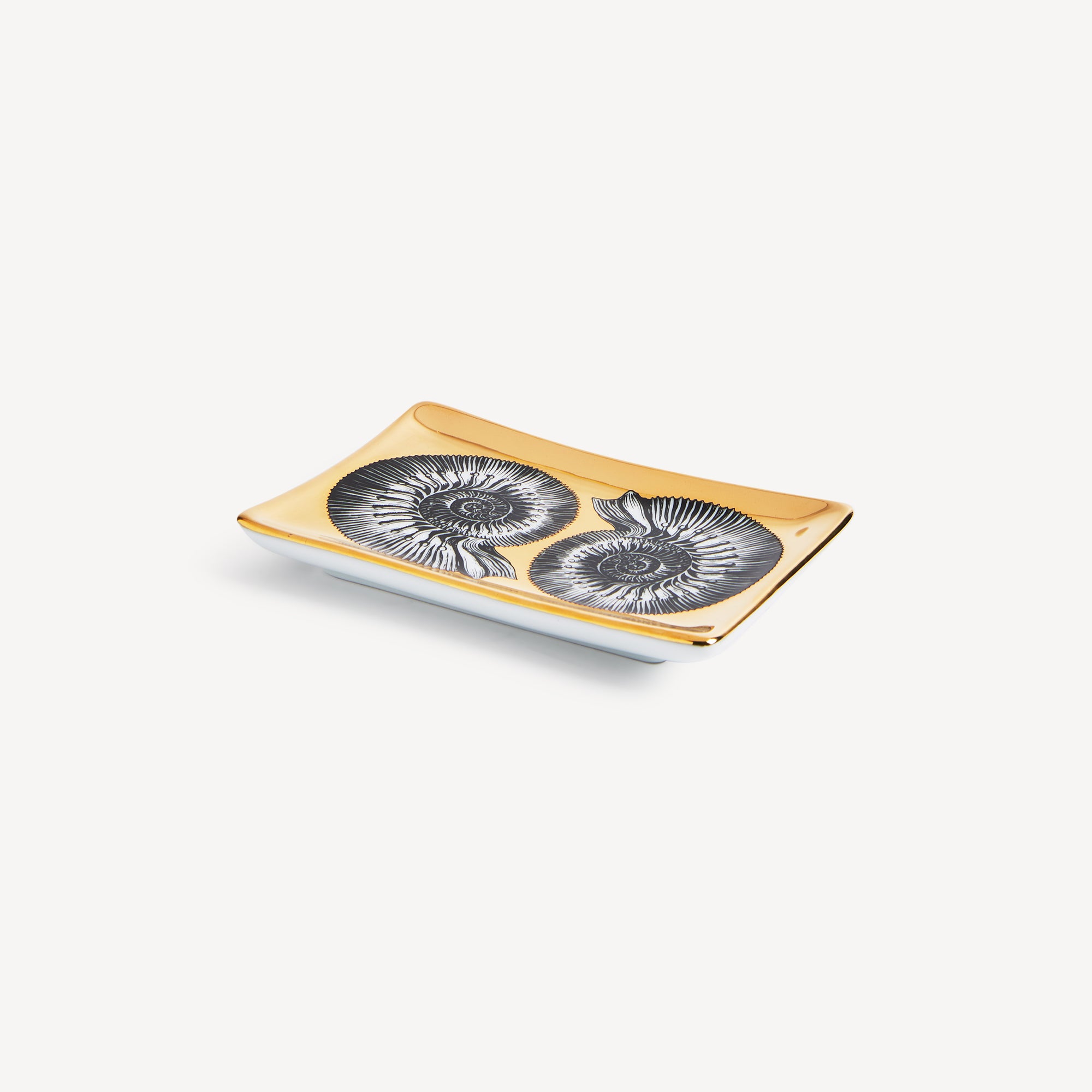 atelier-fornasetti-giro-di-conchiglie-aschenbecher-schale-gold image 2
