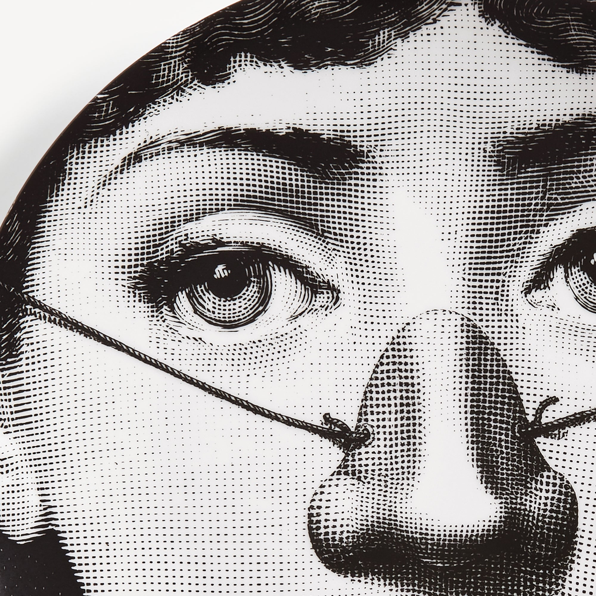 fornasetti-tema-e-variazioni-wandteller-n-140-porzellan image 4