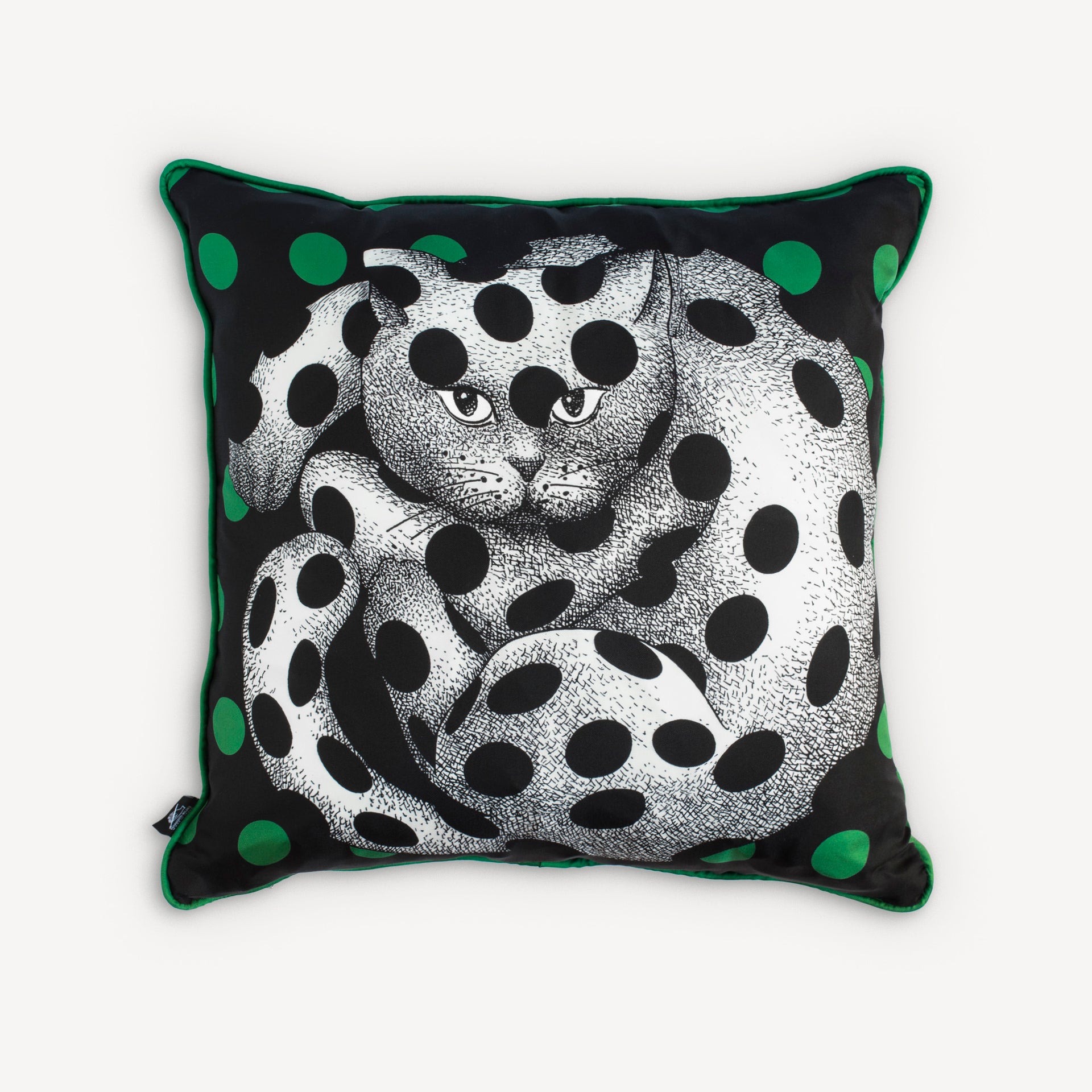 atelier-fornasetti-high-fidelity-kissen-katze-mit-punkten image 1