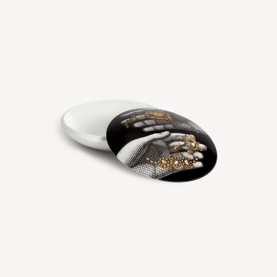 fornasetti-mano-con-gioielli-dose-rund-porzellan-schmuckdose image 1