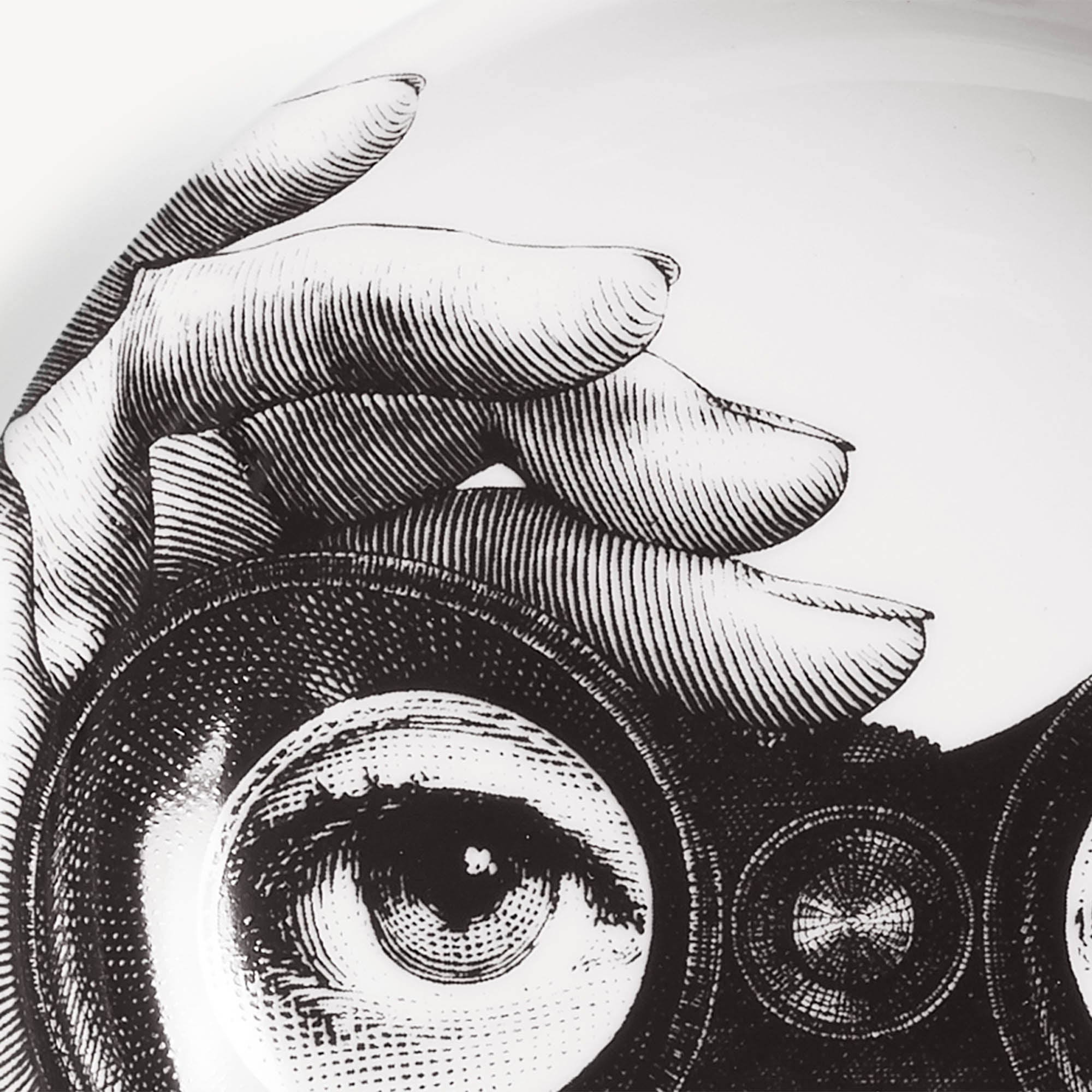 fornasetti-tema-e-variazioni-n-371-aschenbecher image 4