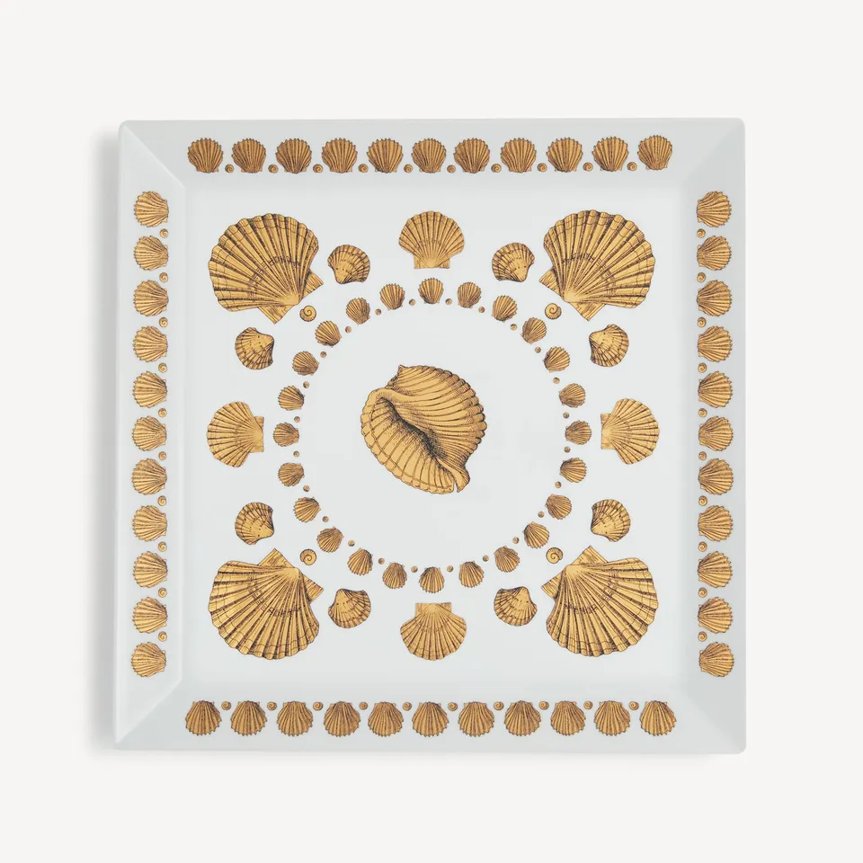atelier-fornasetti-giro-di-conchiglie-tablett-muscheln image 1