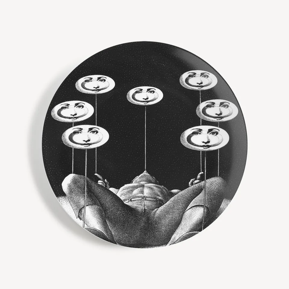 atelier-fornasetti-tema-e-variazioni-n-193-wandteller image 1