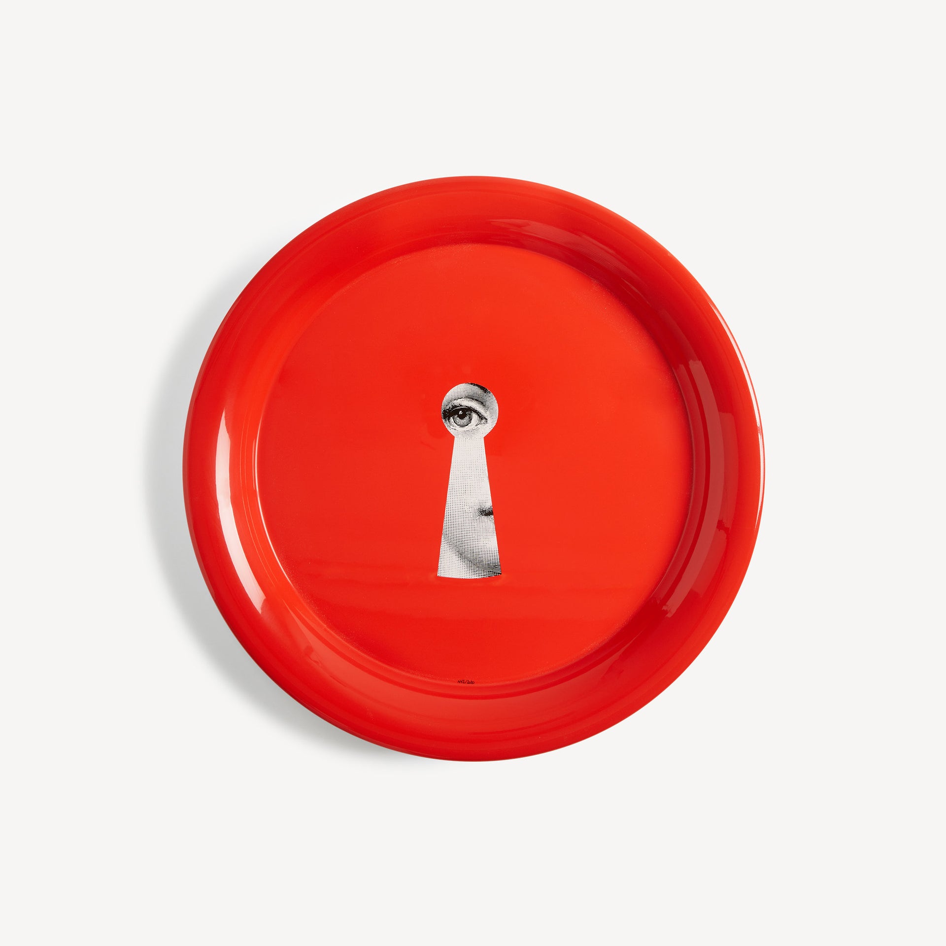 fornasetti-serratura-red-tablett-gesicht-rot image 1