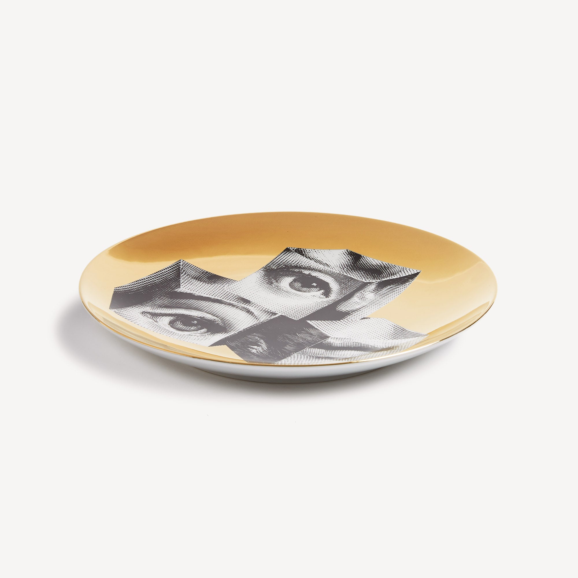 fornasetti-tema-e-variazioni-wandteller-n-112-porzellan-gold image 2
