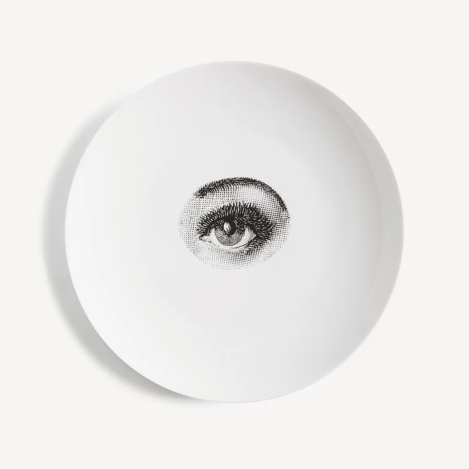 fornasetti-tema-e-variazioni-n-35-wandteller-gesicht image 1