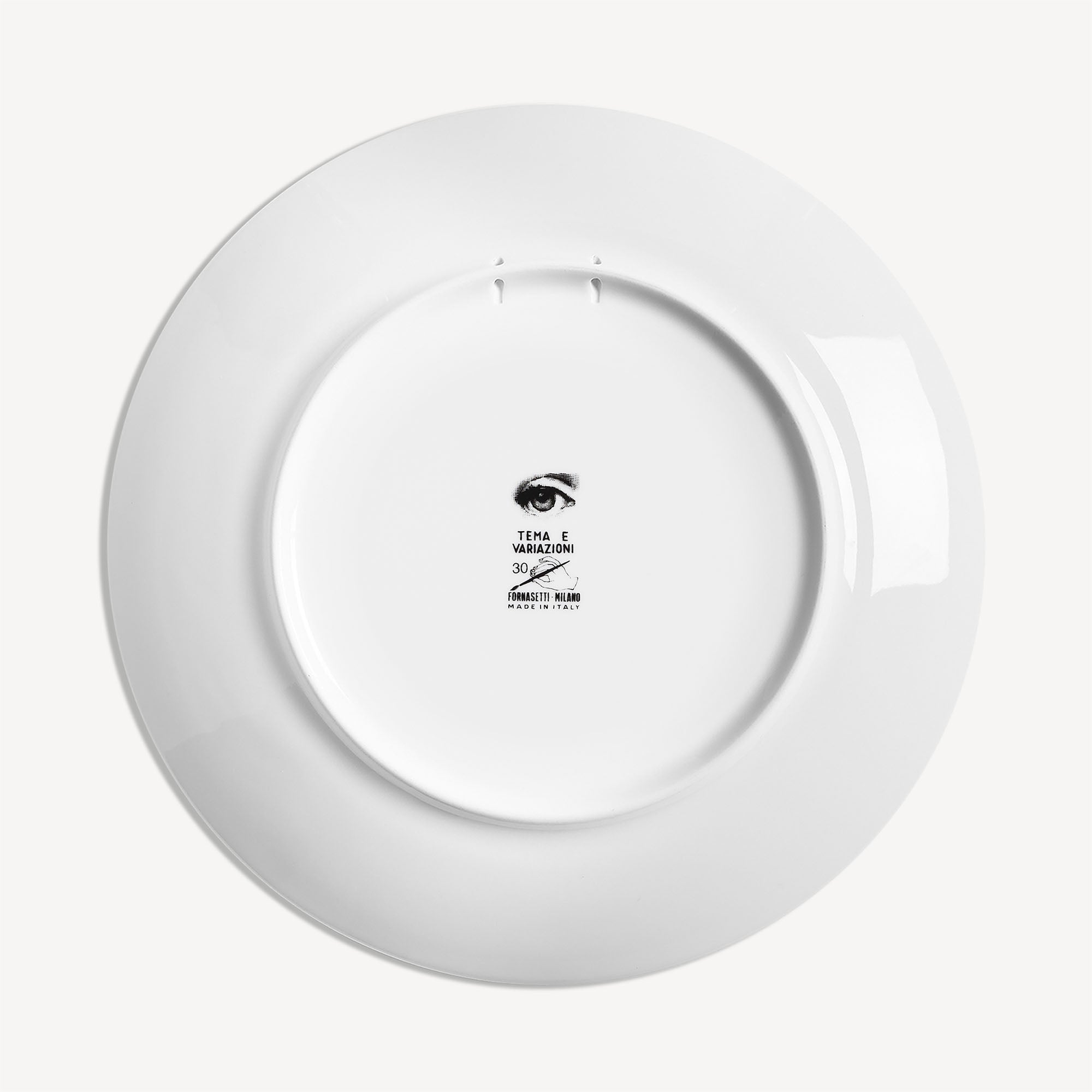 fornasetti-tema-e-variazioni-wandteller-n-30-porzellan image 3
