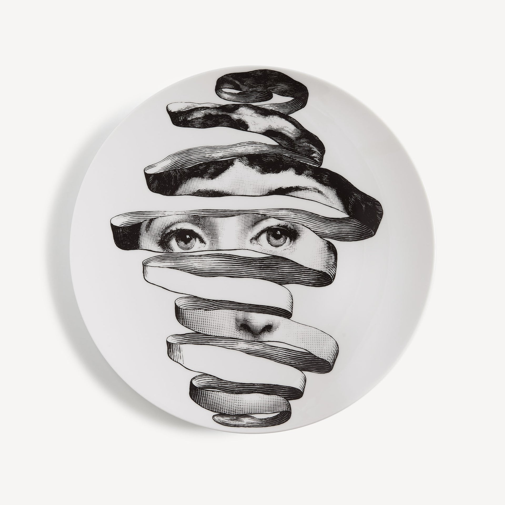 fornasetti-tema-e-variazioni-wandteller-n-297-porzellan-lina-cavalieri image 1
