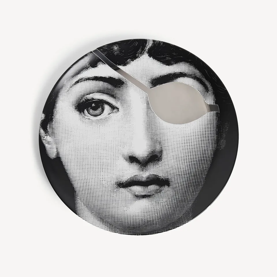 atelier-fornasetti-tema-e-variazioni-wandteller-n-8-platin image 1