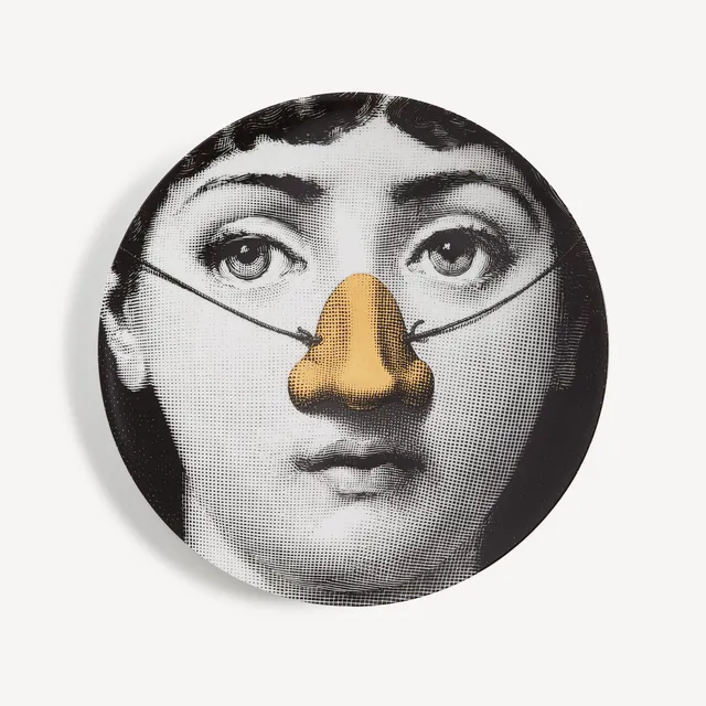 fornasetti-tema-variazioni-n-140-wandteller-porzellan-gold-lina-cavalieri image 1