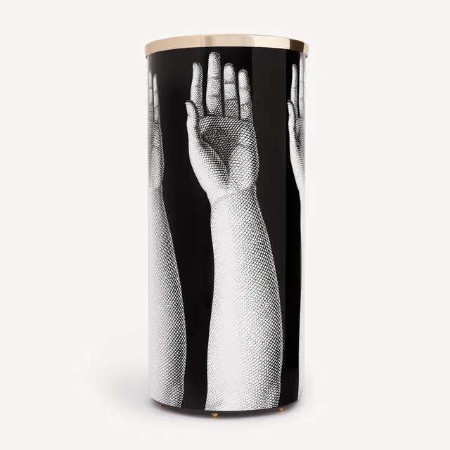 fornasetti-mani-schirmst-nder-metall-h-nde-dekor image 1