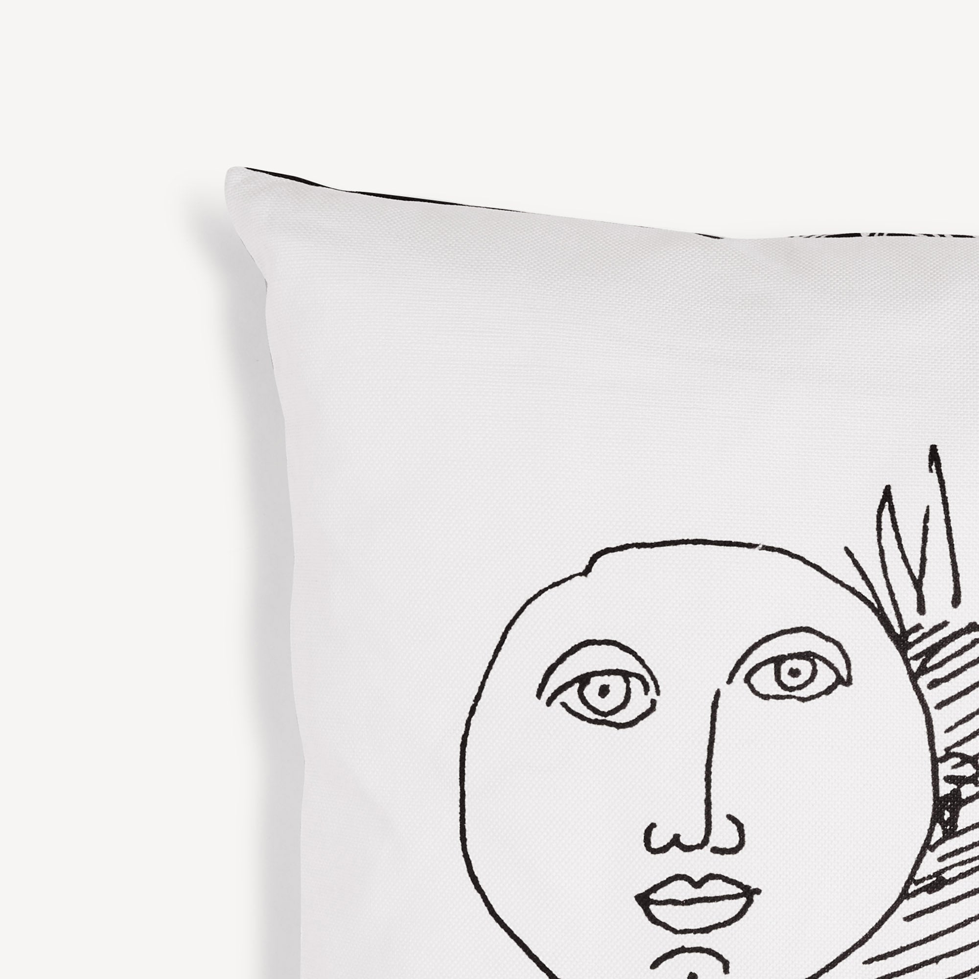 atelier-fornasetti-solitudo-kissen-seide-sonnenmotiv image 3