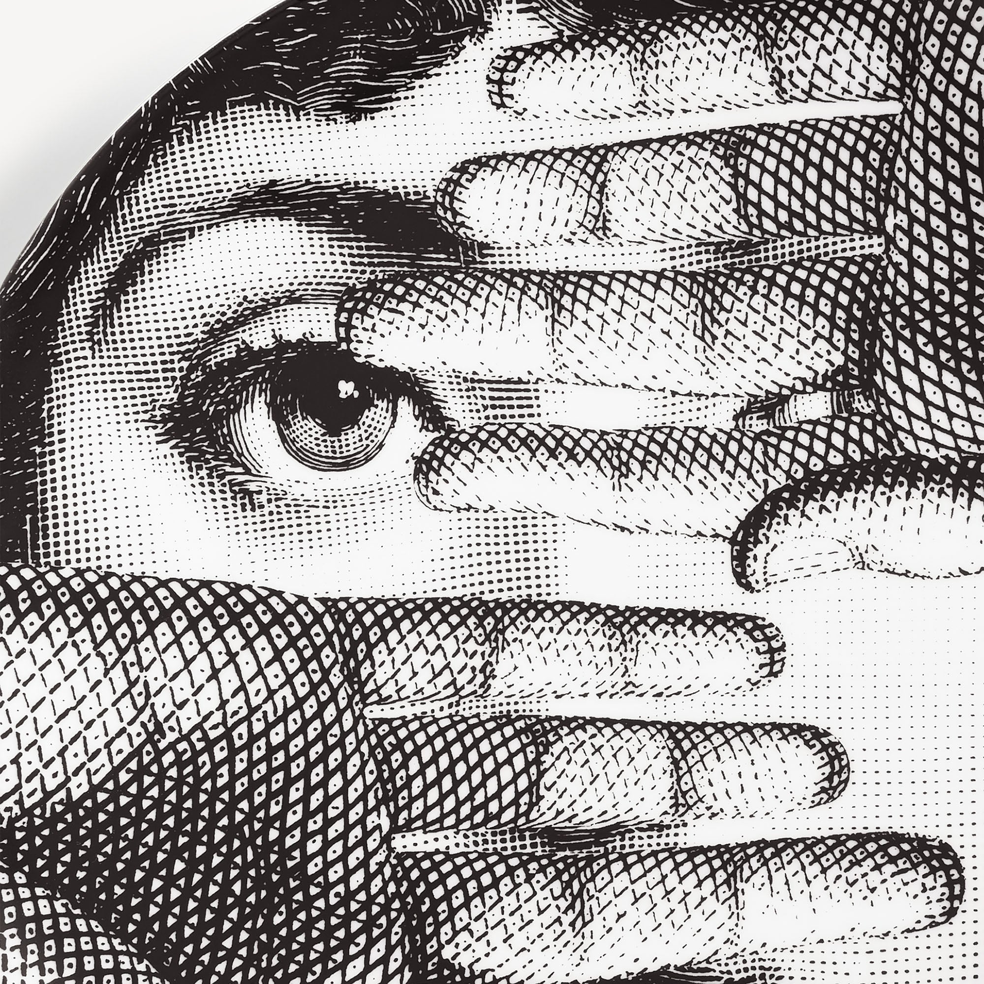 fornasetti-tema-e-variazioni-wandteller-n-154-gesicht image 4
