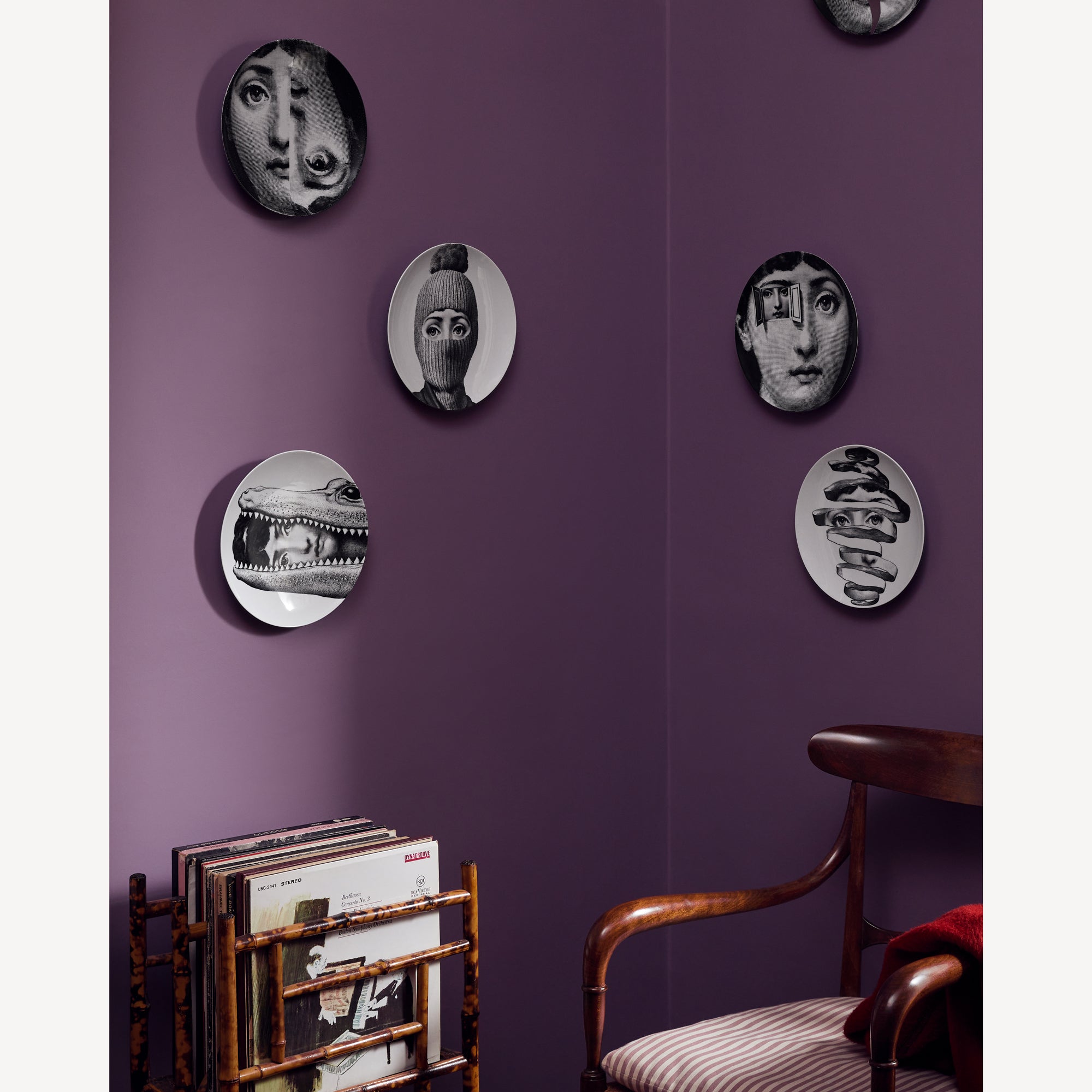 fornasetti-tema-e-variazioni-n-297-wandteller-porzellan image 5