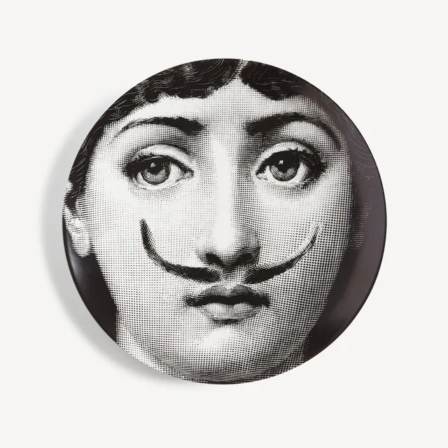 fornasetti-tema-e-variazioni-n-21-wandteller-porzellan-lina-cavalieri image 1
