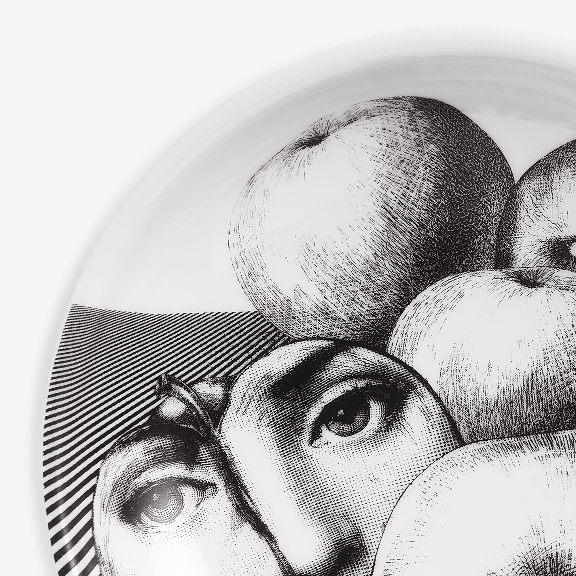 atelier-fornasetti-tema-e-variazioni-aschenbecher-n-390-porzellan image 4