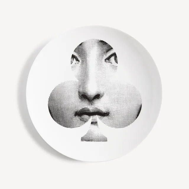 fornasetti-tema-e-variazioni-n-69-wandteller-porzellan-anzug image 1