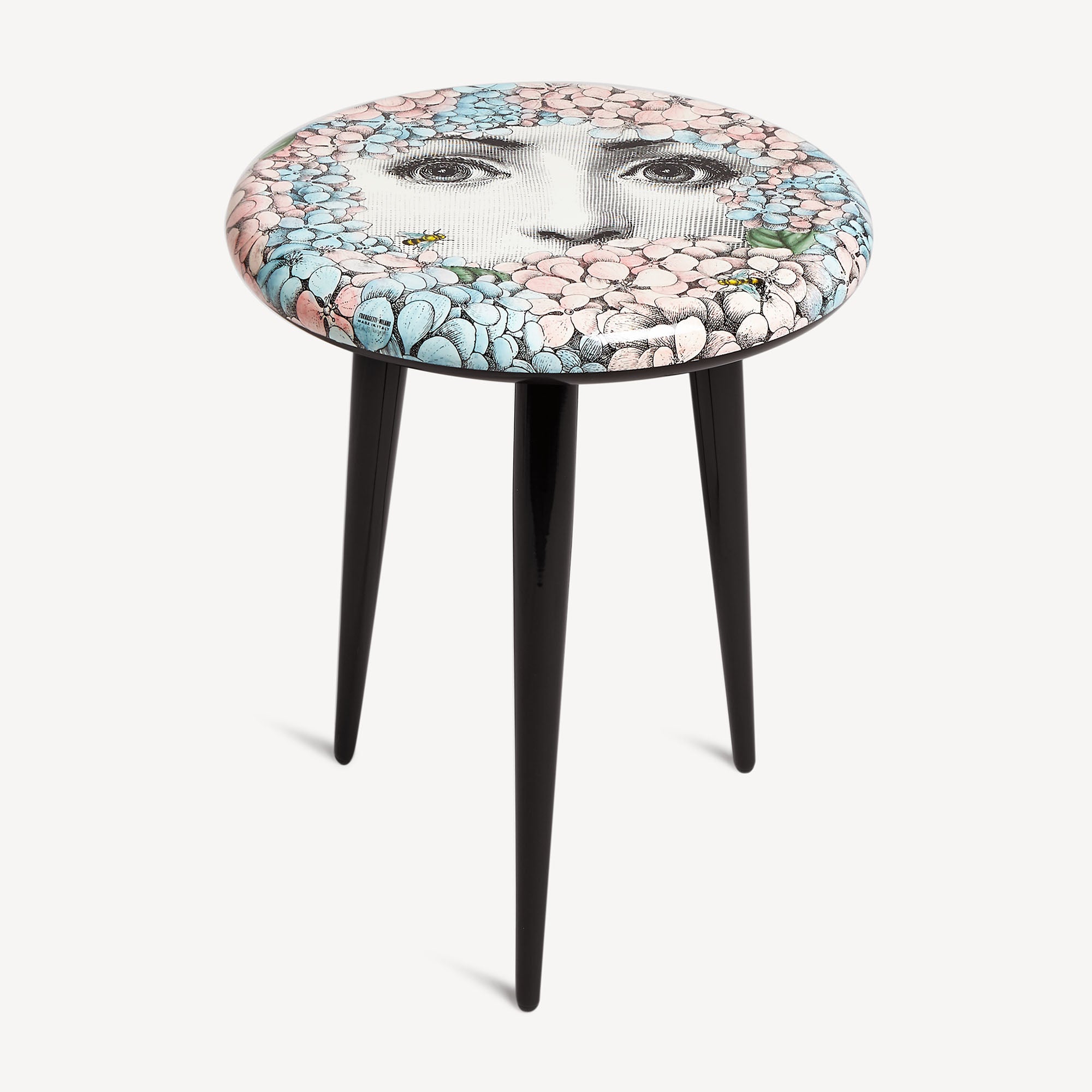 fornasetti-ortensia-hocker-holz-hortensien-lina-cavalieri image 1