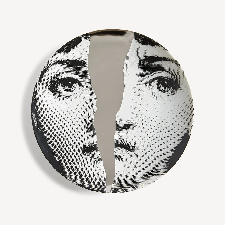 fornasetti-tema-e-variazioni-wandteller-n-10-platin image 1