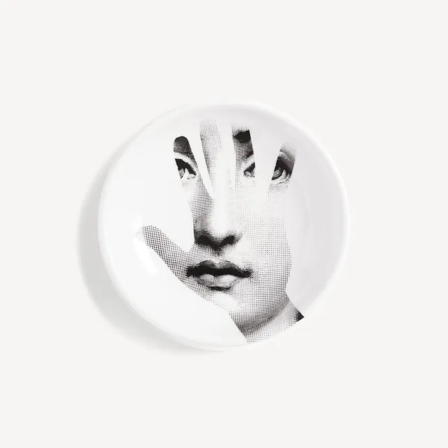 fornasetti-tema-e-variazioni-n-15-aschenbecher-porzellan-gesicht image 1