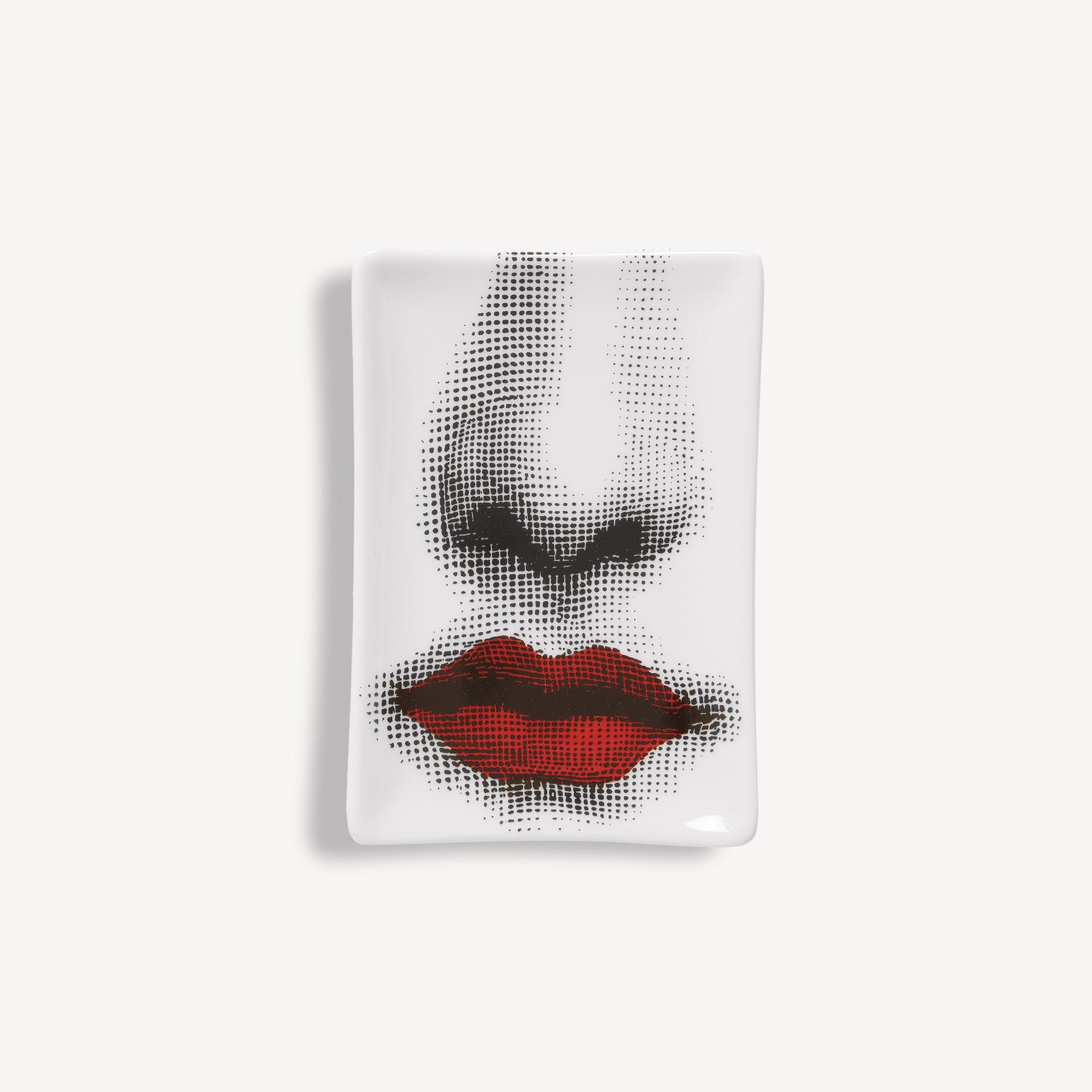 atelier-fornasetti-bocca-aschenbecher-porzellan-lina-cavalieri image 1