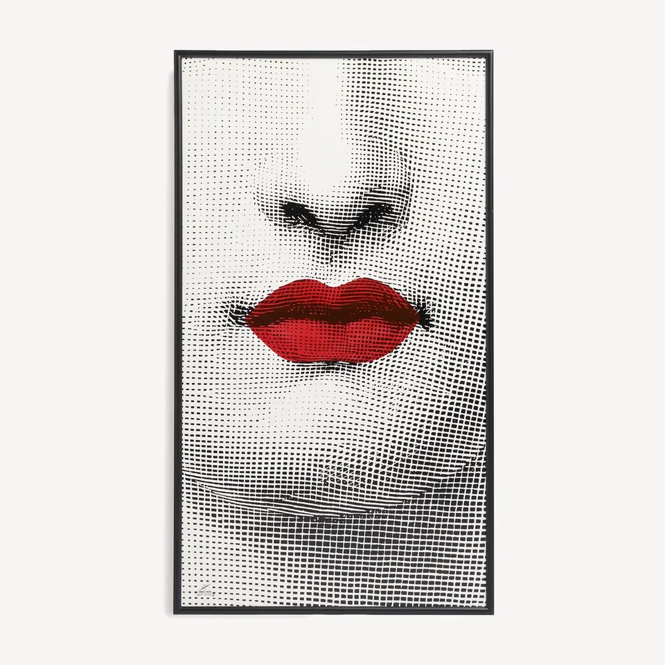 fornasetti-bocca-wandbild-holz-rot-gerahmt image 1