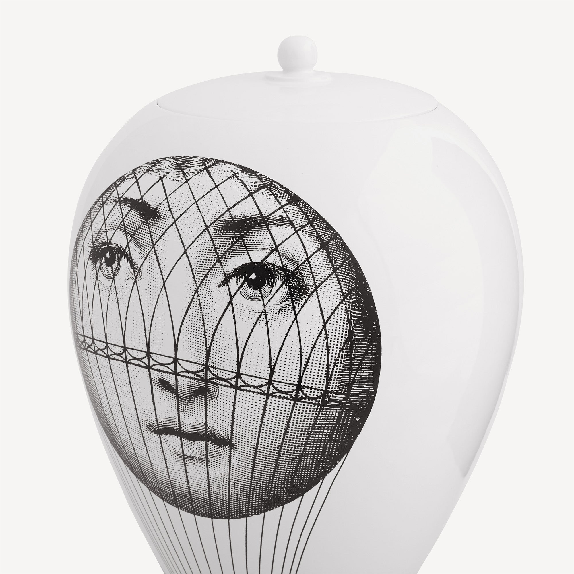 fornasetti-unit-d-italia-maxi-vase-keramikvase-gesicht image 4