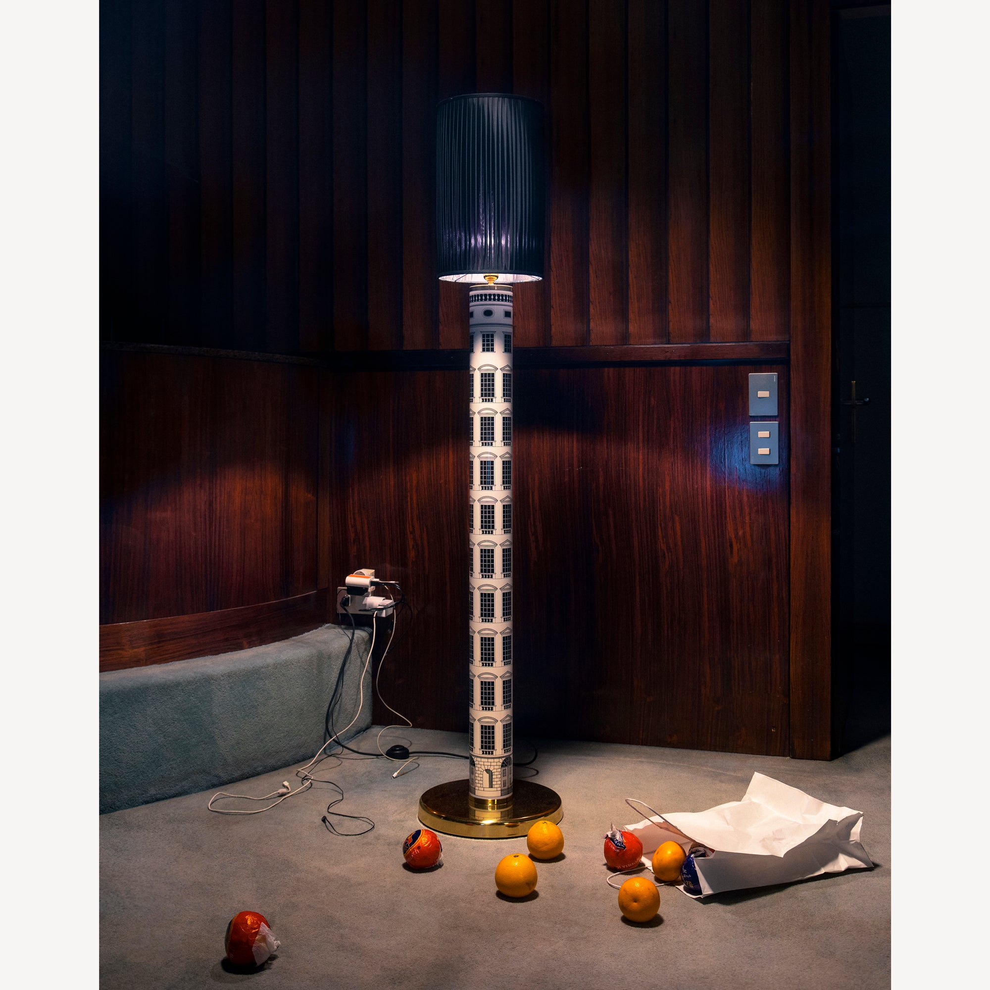fornasetti-architettura-stehlampe-bodenlampe-eu-handdekor image 3