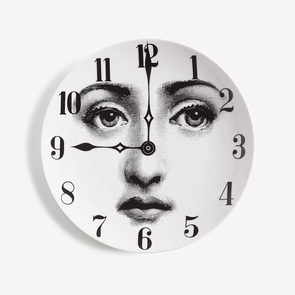 fornasetti-tema-e-variazioni-n-74-wandteller-porzellan-lina-cavalieri-2 image 1