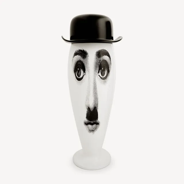 atelier-fornasetti-smilzo-charlot-vase-keramik-lina image 1