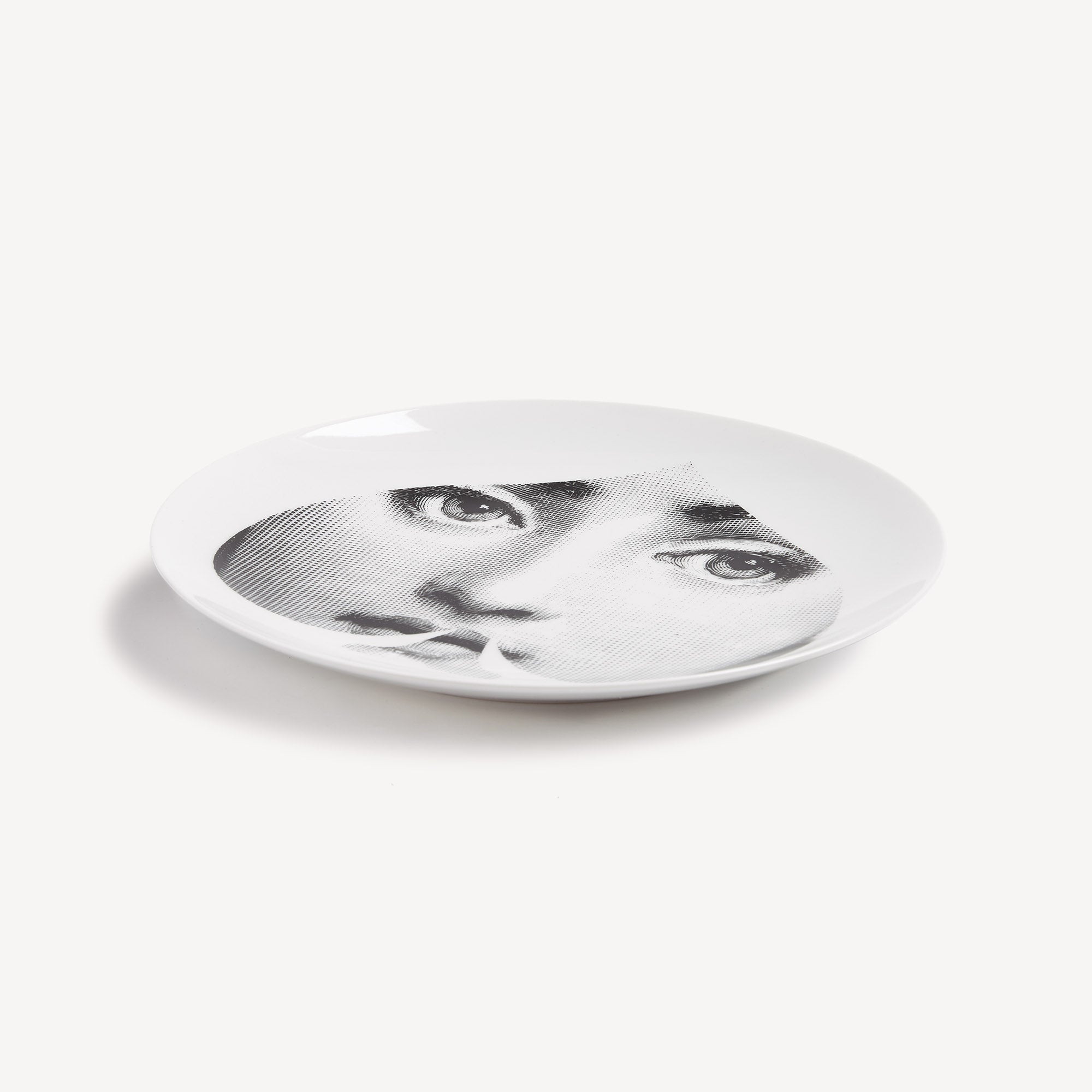 atelier-fornasetti-tema-e-variazioni-n-68-wandteller-porzellan image 2