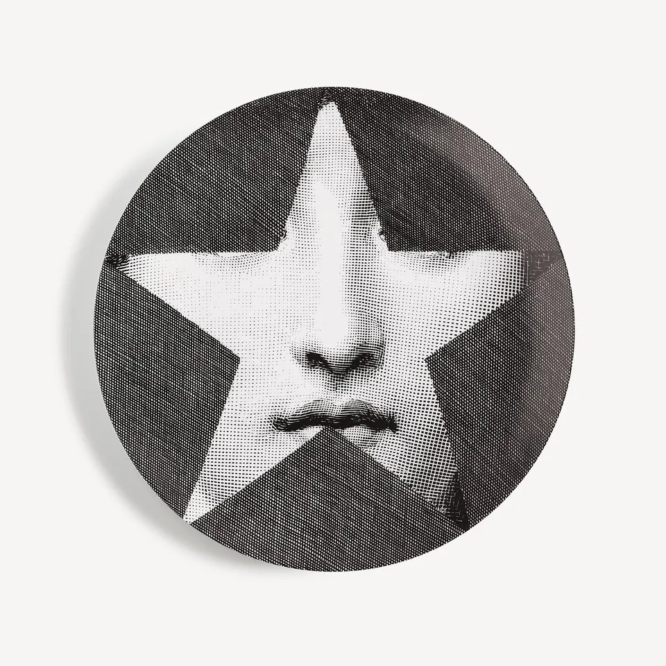 fornasetti-tema-e-variazioni-wandteller-n-277-porzellan-lina-cavalieri image 1