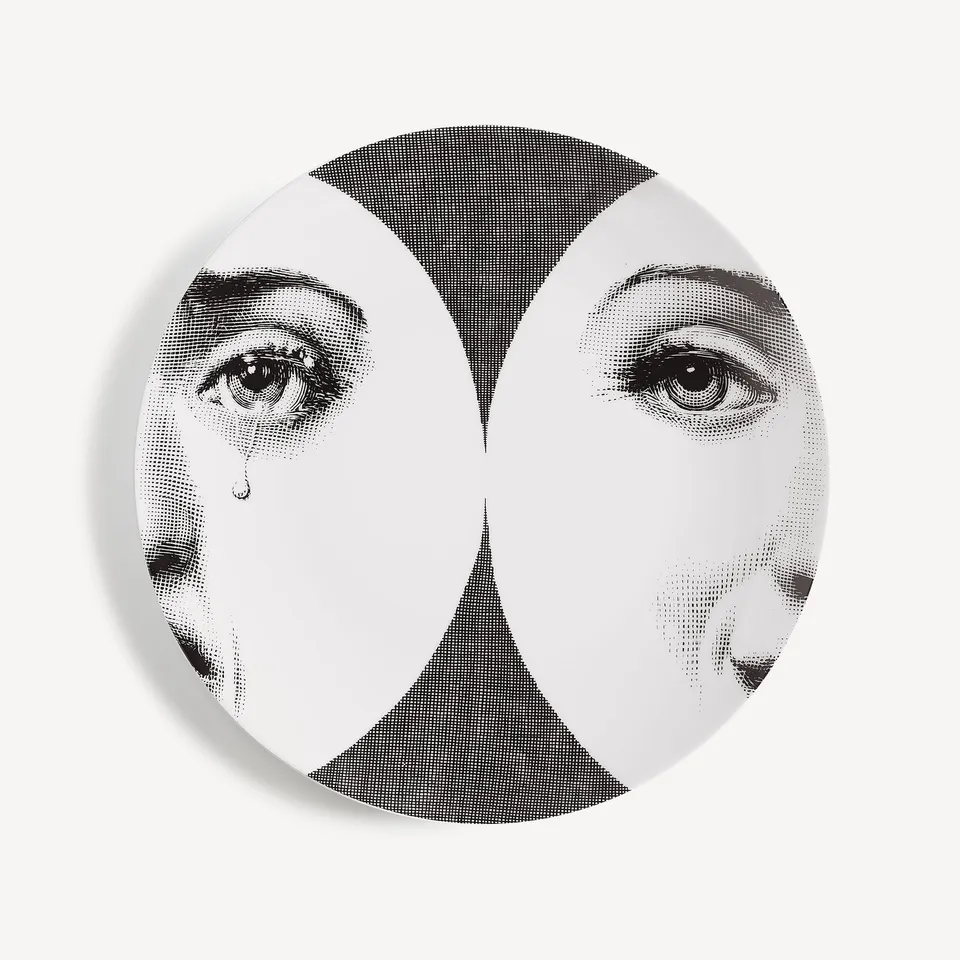 fornasetti-tema-e-variazioni-n-280-wandteller-porzellan-gesicht image 1