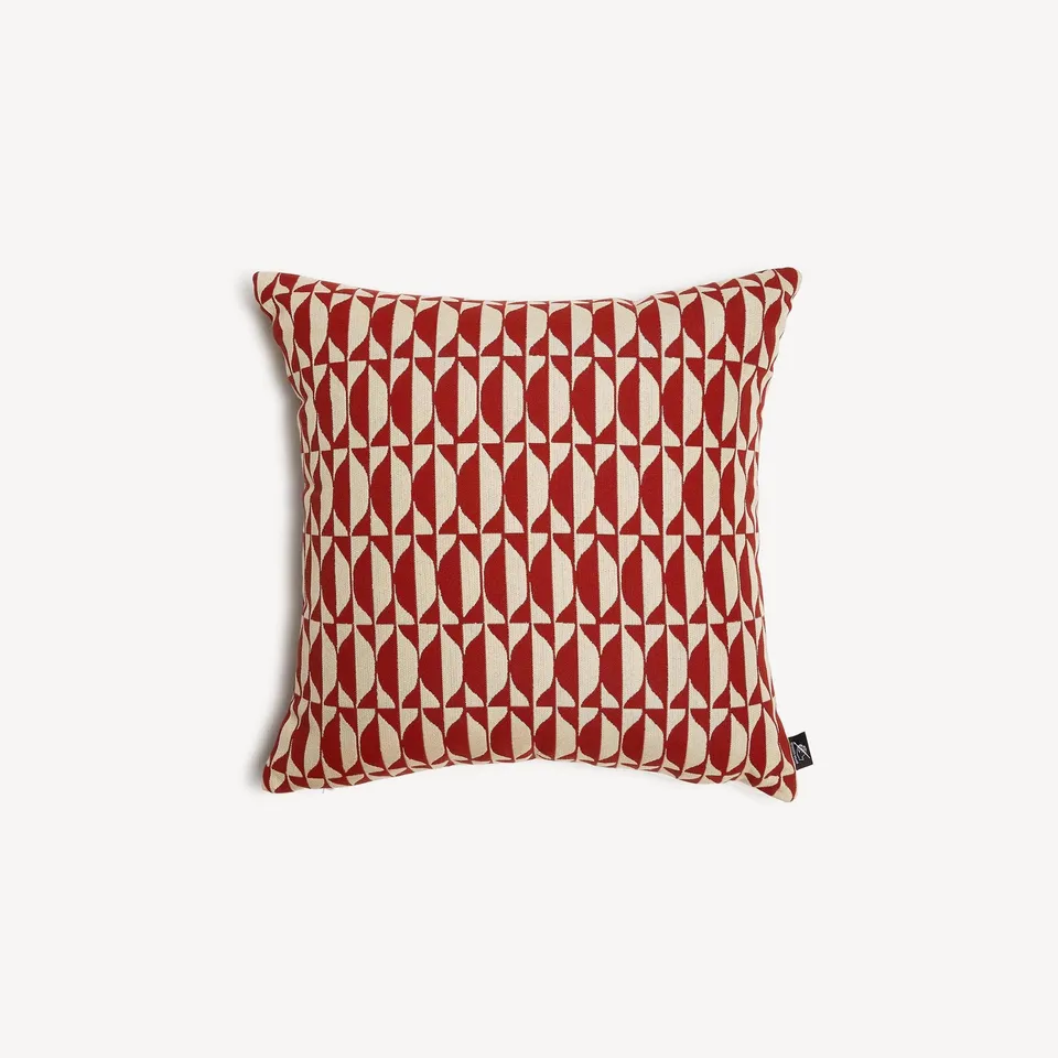 atelier-fornasetti-losanghe-outdoor-kissen-geometrisch image 1