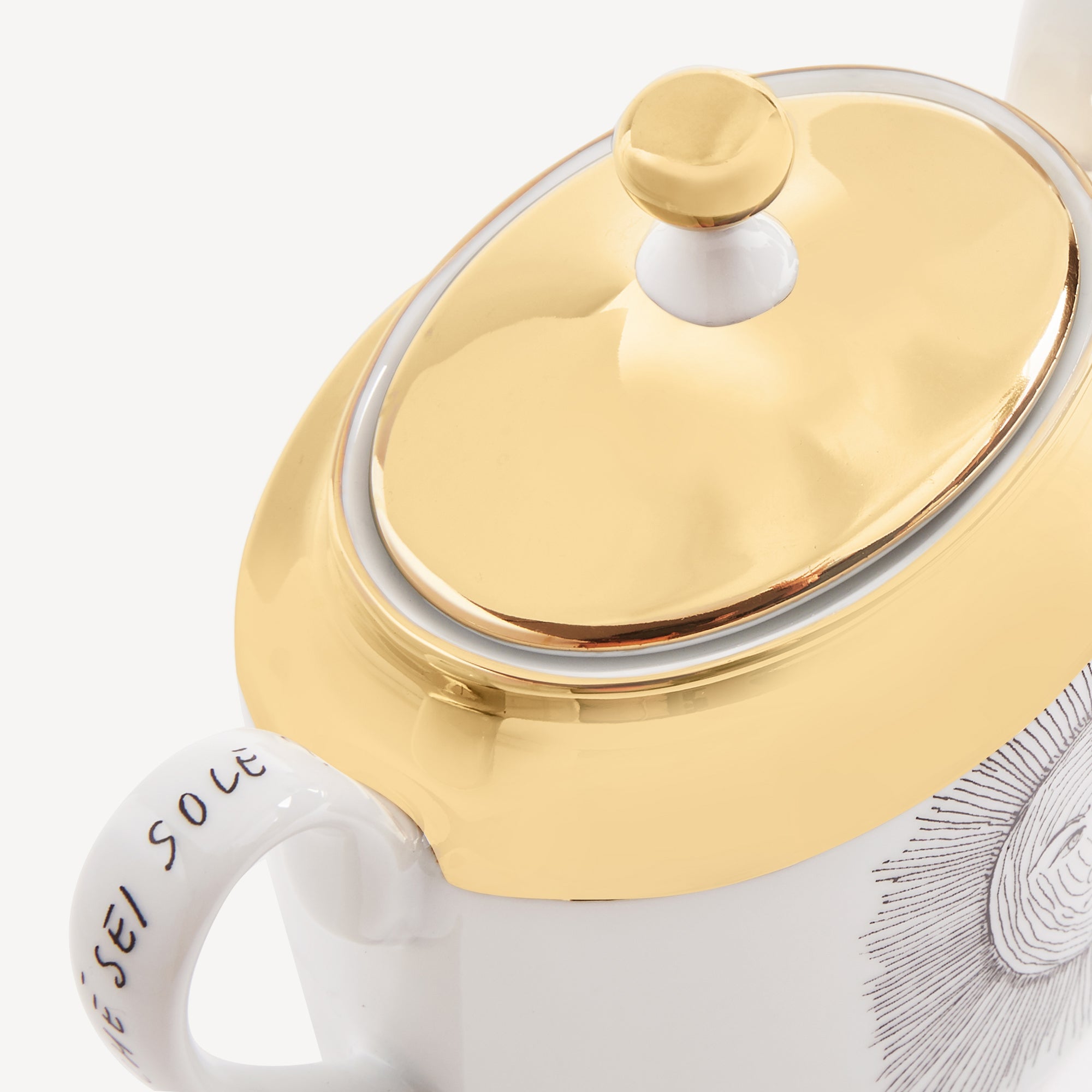 fornasetti-solitario-zuckerdose-porzellan-mit-gold-und-deckel image 4